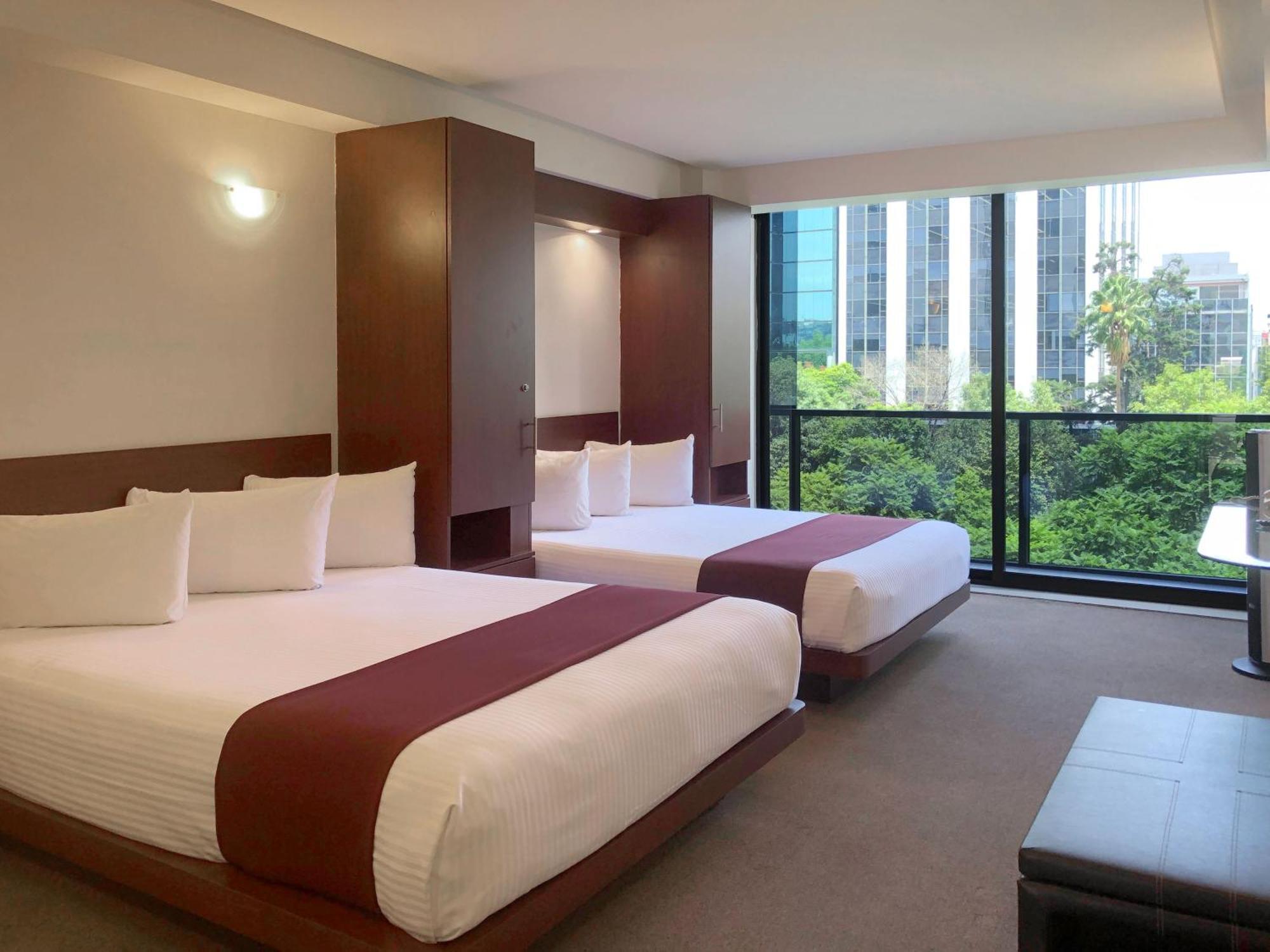 Suites Capri Reforma Angel 380 Mexico City Exterior photo